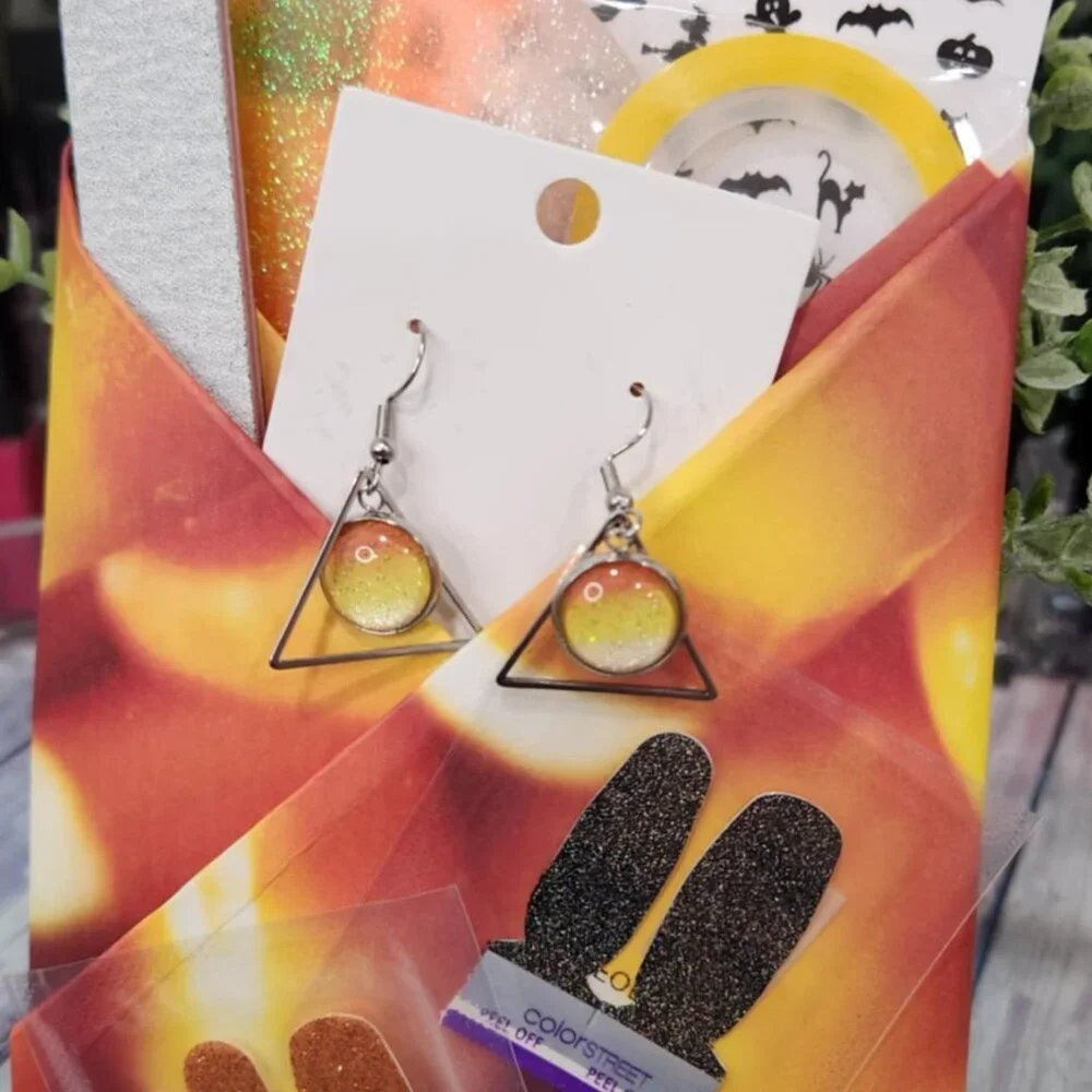 Blind Date with a Mani Bundle- Halloween